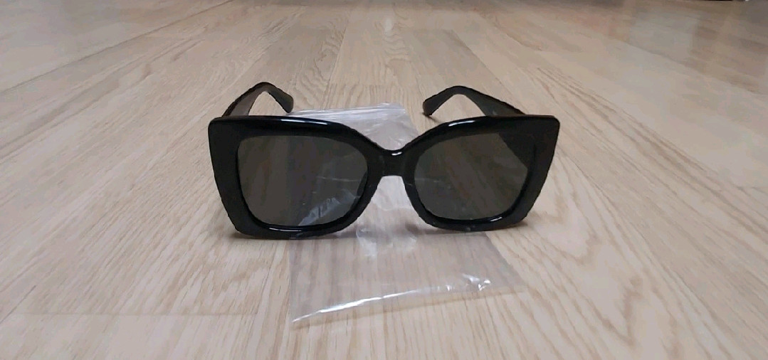 ** CC 로고 블랙 스타일 선글라스(새상품) 이미지