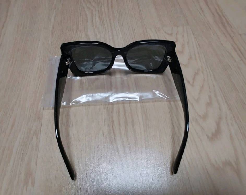 ** CC 로고 블랙 스타일 선글라스(새상품) 이미지