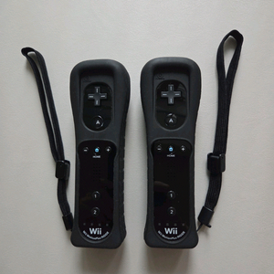 닌텐도 wii 모션플러스 리모컨 2개 이미지