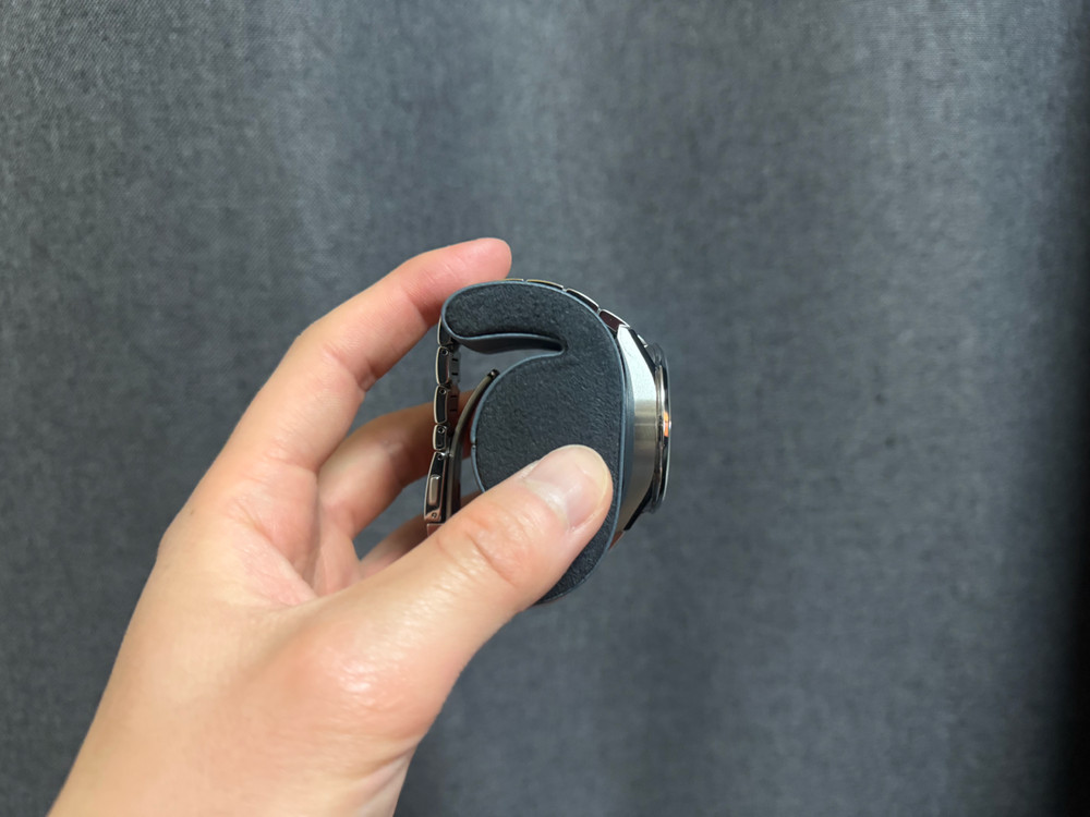 태그호이어 까레라 칼리버5 데이데이트 오토매틱 41mm 블랙 판매합니다 : ) 이미지