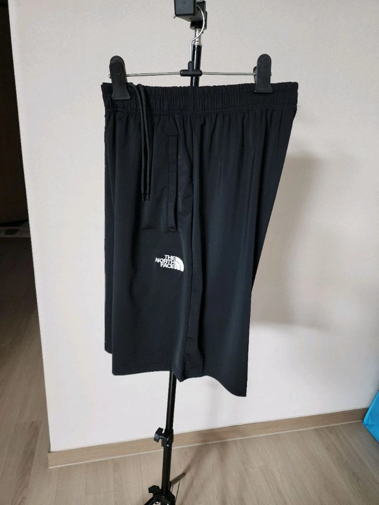 노스페이스 자수로고 냉감반팔티+반바지세트L 100블랙 이미지