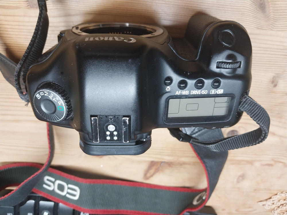 정품 5D DSLR 카메라 판매합니다. 이미지