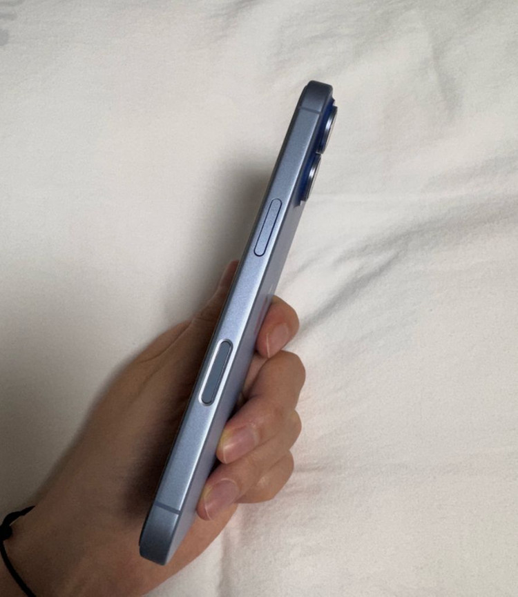 아이폰 17일반 블루 256g 자급제 팝니다 이미지