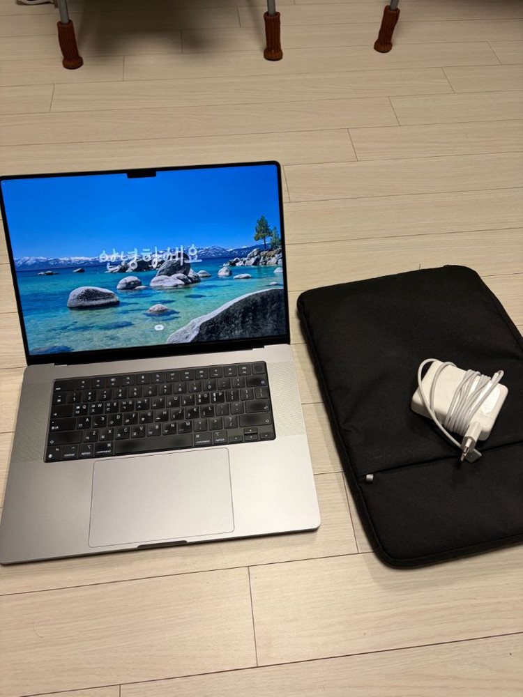 맥북 프로 M1 max 16인치 32gb 1tb 스그 32gpu 이미지