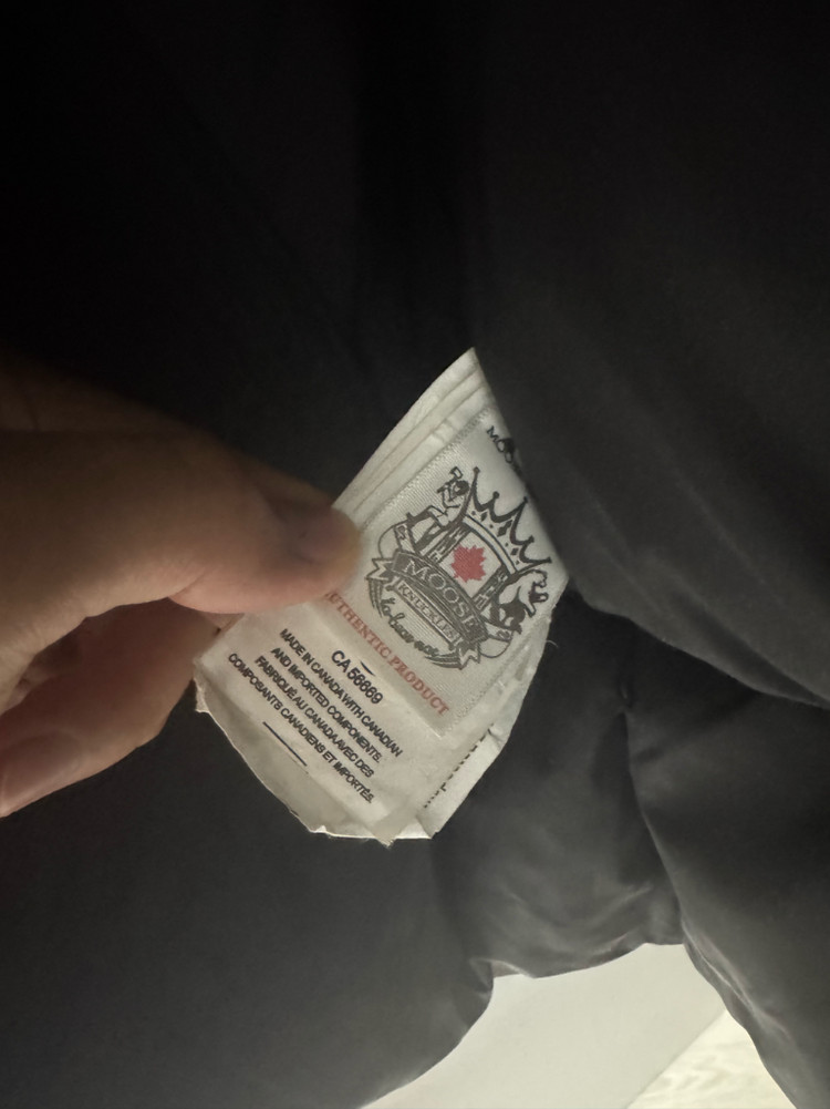 무스너클 롱패딩 이미지