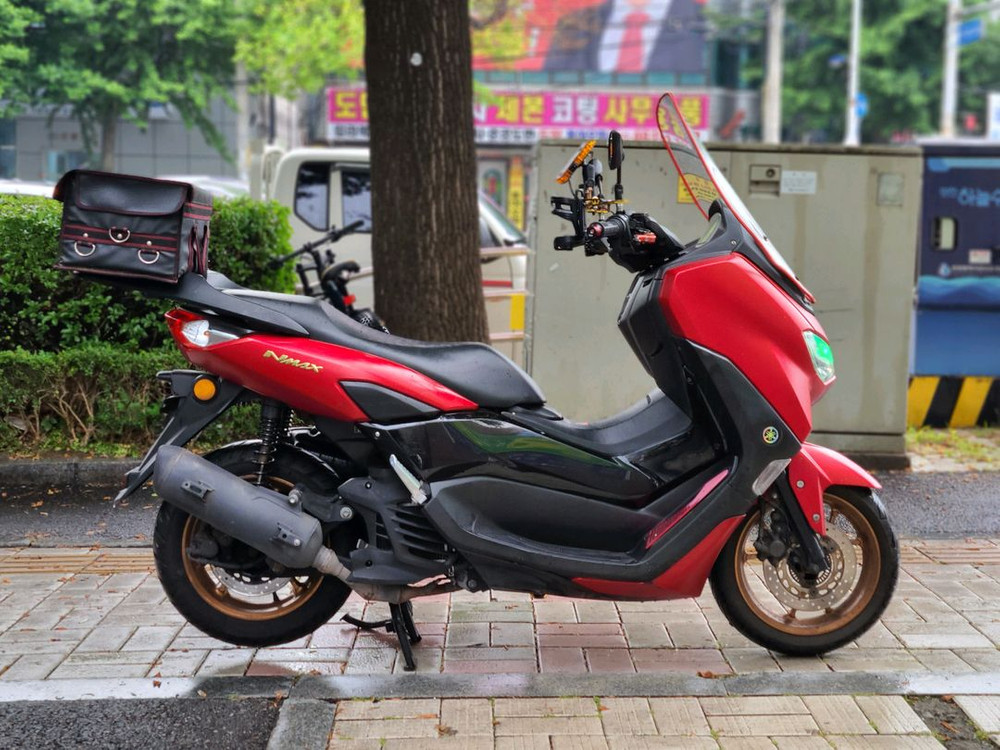 야마하 nmax 125 22년식 4만키로 한국풍 고추장 에디션 이미지