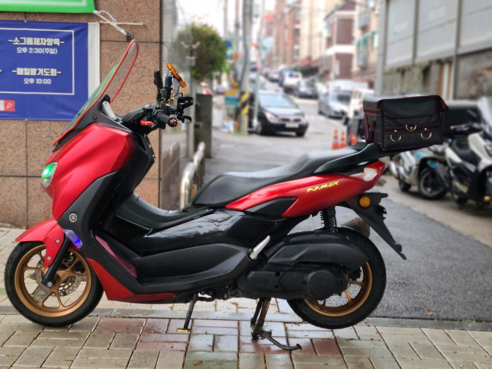 야마하 nmax 125 22년식 4만키로 한국풍 고추장 에디션 이미지