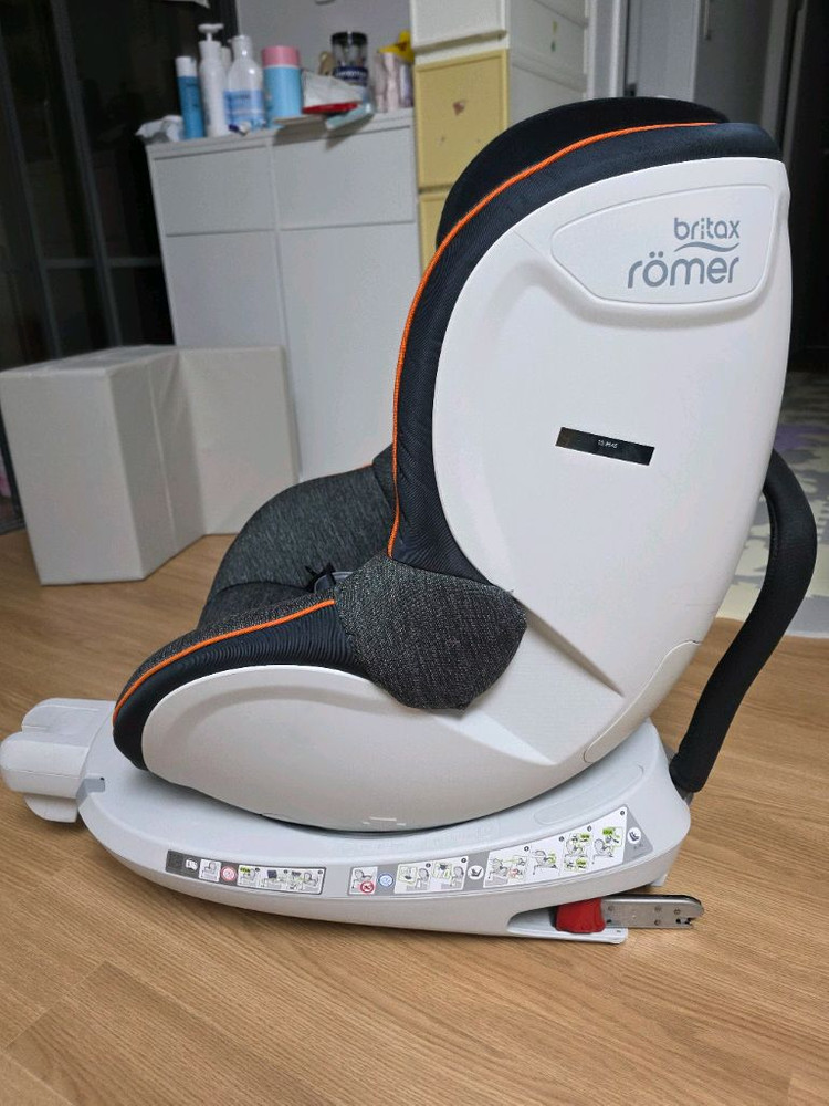 브라이텍스 isofix 아이소픽스 카시트 이미지
