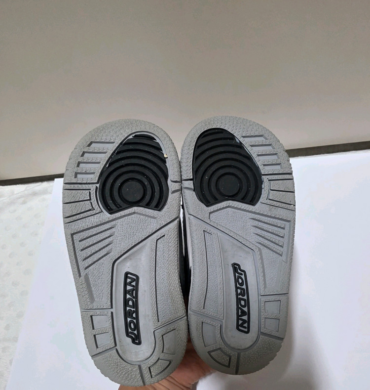 나이키 에어조던 울프그레이 12cm 이미지