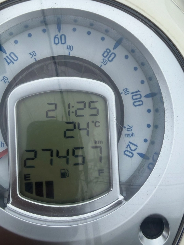 푸조 장고125 2만키로대 저렴하게 판매합니다. 이미지
