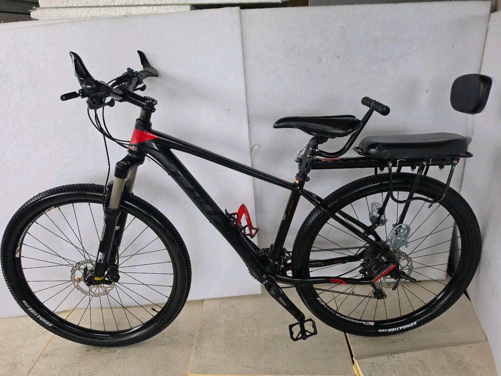 삼천리 칼라스 70 MTB (데오레 30단 / 유압 브레이크 / 아동 안전의자 포함) 판매 합니다. 이미지