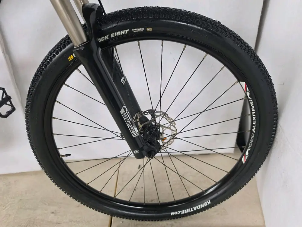 삼천리 칼라스 70 MTB (데오레 30단 / 유압 브레이크 / 아동 안전의자 포함) 판매 합니다. 이미지