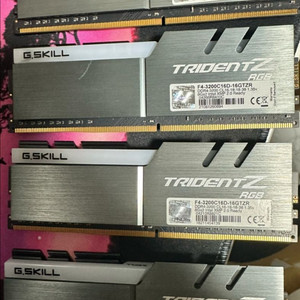 지스킬 DDR4 32GB 메모리 8GB4개 이미지