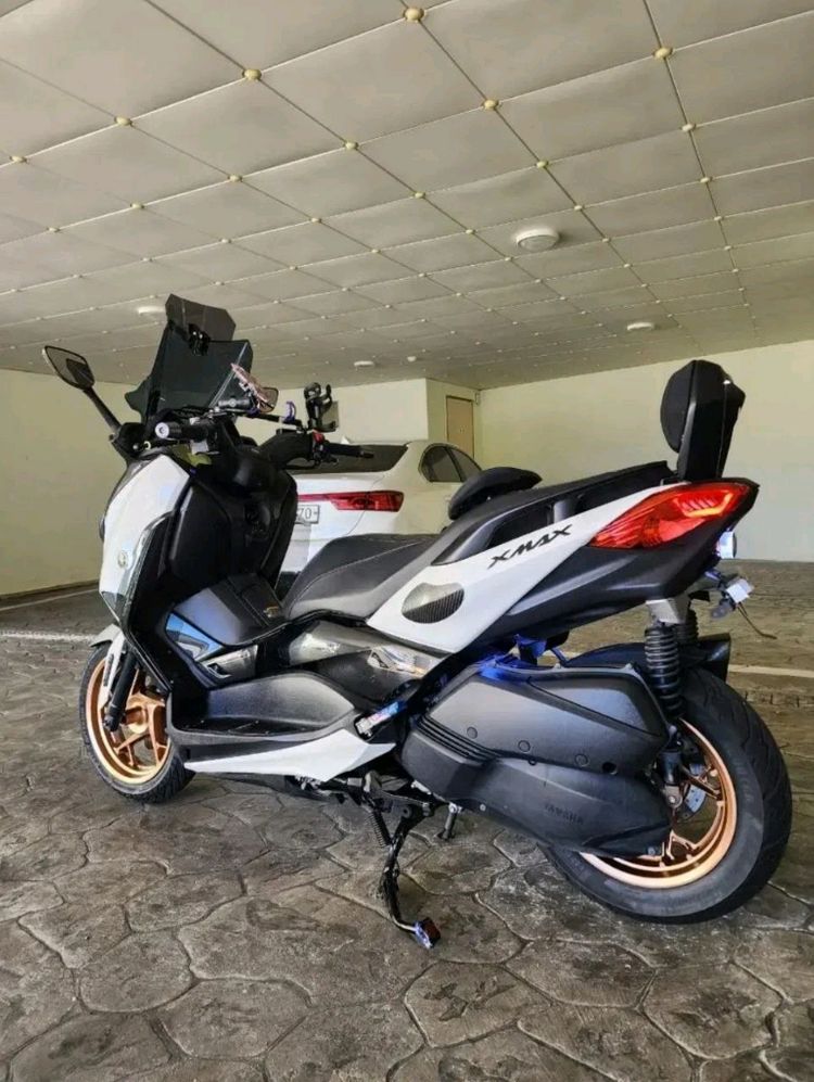 YAMAHA XMAX 300 ABS 22년식 판매합니다. 이미지