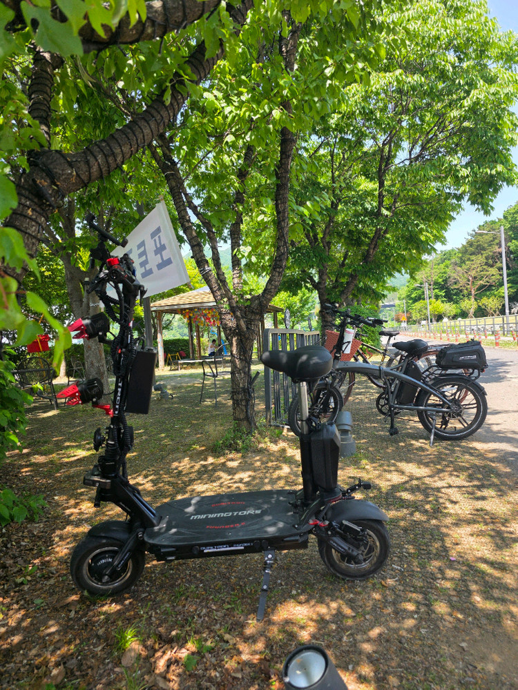 듀얼트론썬더2 동급전기자전거나 자토바이로 대차원해요 이미지