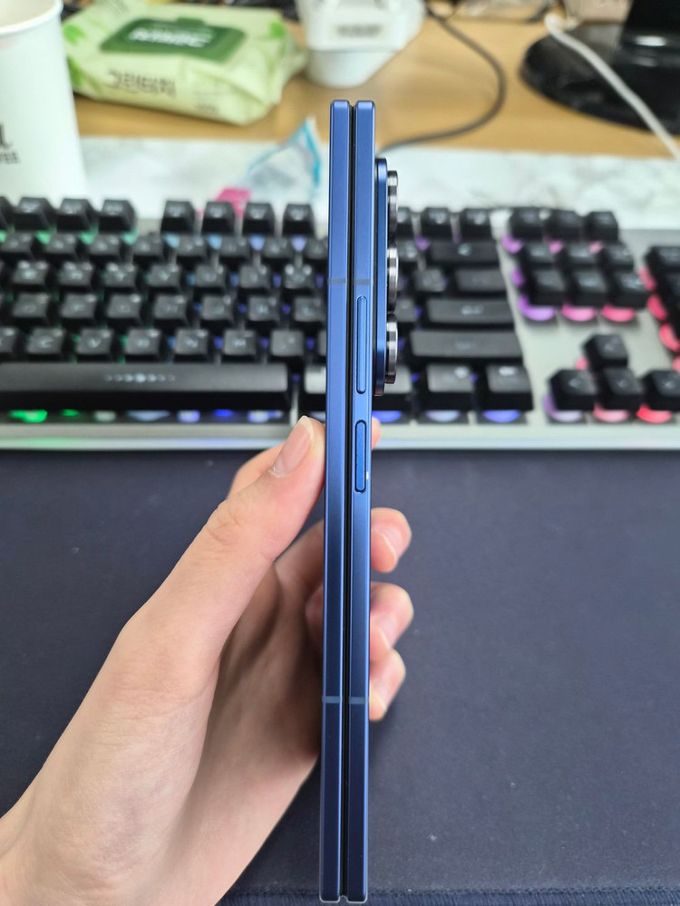 갤럭시 Z폴드7 256GB_블루 이미지