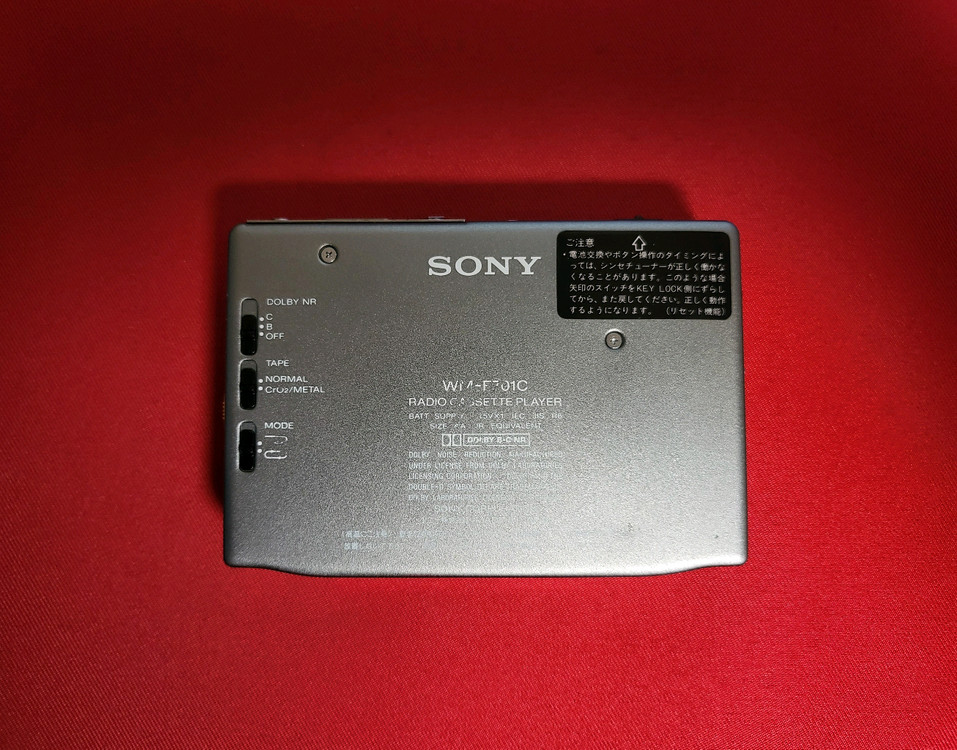 소니워크맨 WM-F701C 정크기기 이미지