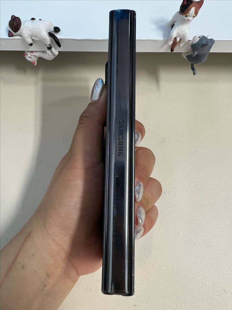 갤럭시Z폴드4 256G 블랙 S급! 이미지