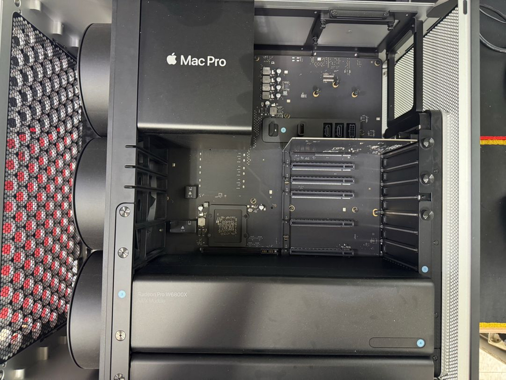 맥프로 RACK 2019 MACPRO 이미지