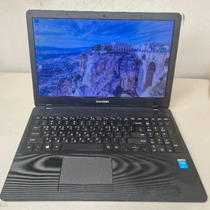 삼성 노트북 NT300E5Q / SSD+HDD 듀얼 / 램8GB / 윈도우11 이미지