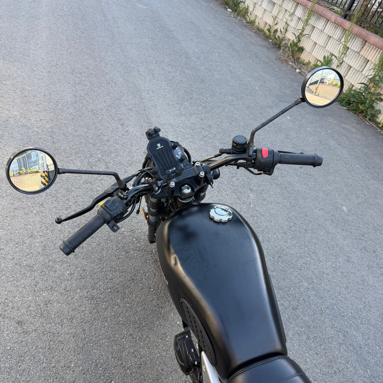 부캐너125 22년식 8천km 깍두기 타이어 입문용 저렴하게 판매합니다 이미지