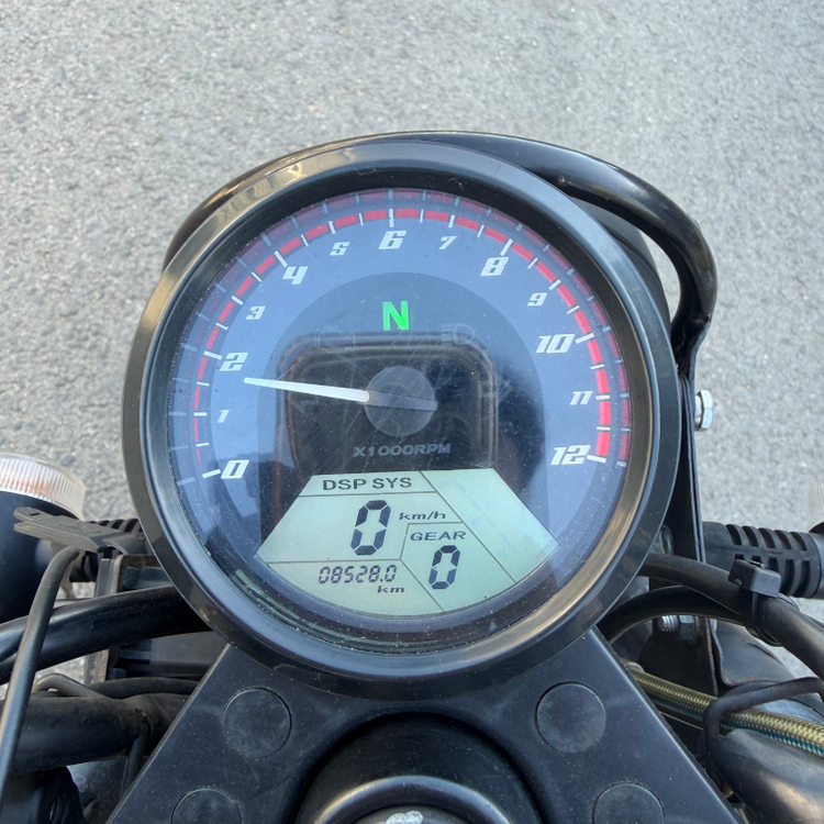 부캐너125 22년식 8천km 깍두기 타이어 입문용 저렴하게 판매합니다 이미지