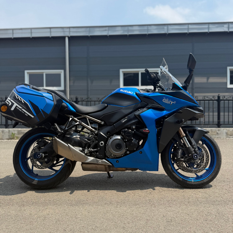 스즈키 gsxs1000gt 22년식 퀵시프트 셋팅 2채널 블박 판매합니다 이미지