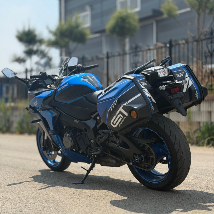 스즈키 gsxs1000gt 22년식 퀵시프트 셋팅 2채널 블박 판매합니다 이미지