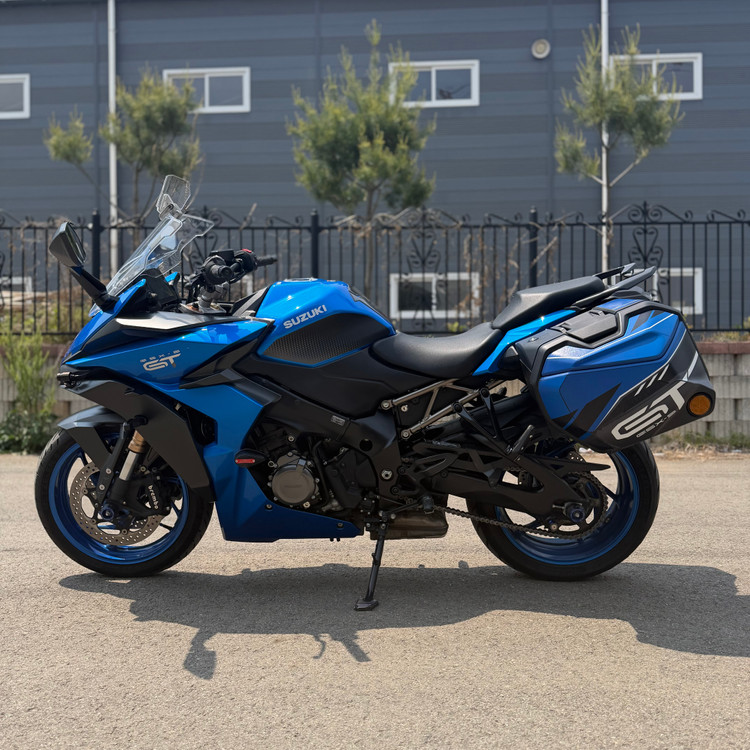 스즈키 gsxs1000gt 22년식 퀵시프트 셋팅 2채널 블박 판매합니다 이미지