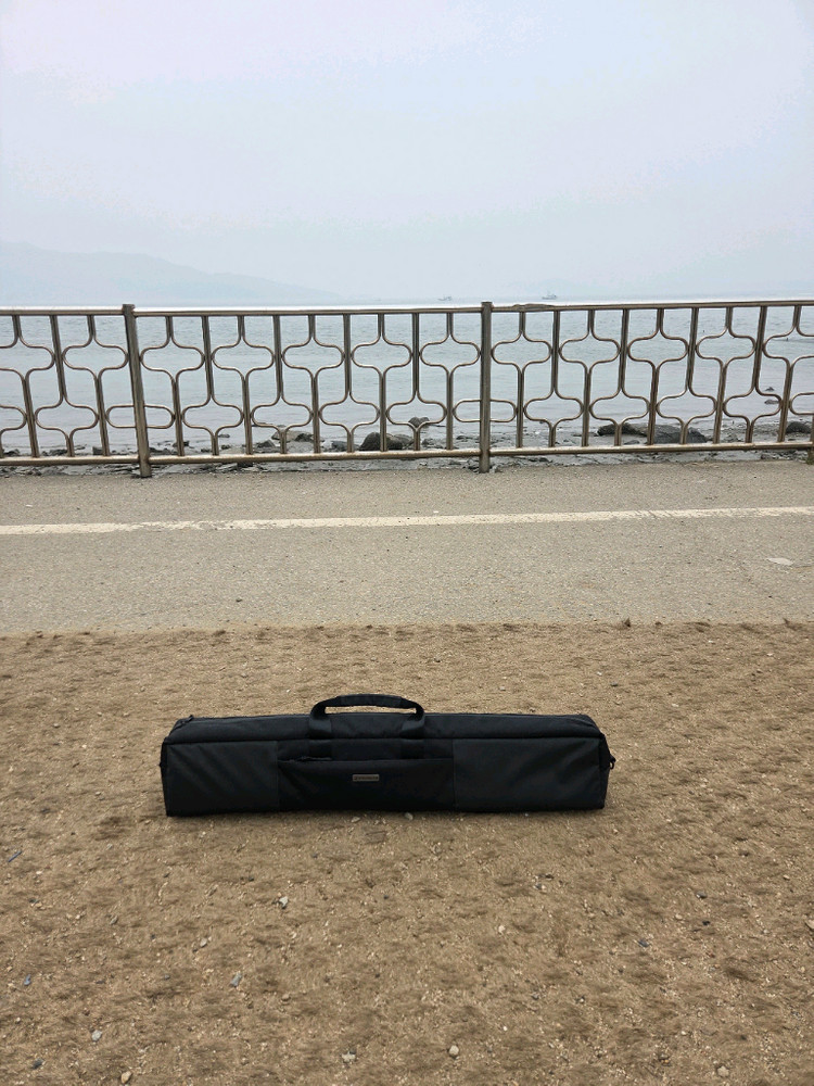 카메라삼각대 벤로 여행용 벤로 보이저 레벨링 4시리즈 5단 카본삼각대 + 볼헤드 팔아요 이미지