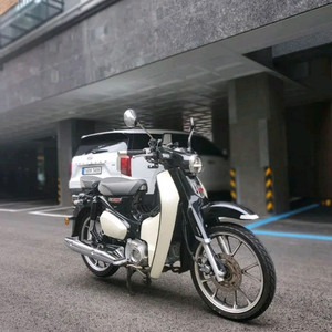 20년식 슈퍼커브c125 블랙 판매합니다. 이미지