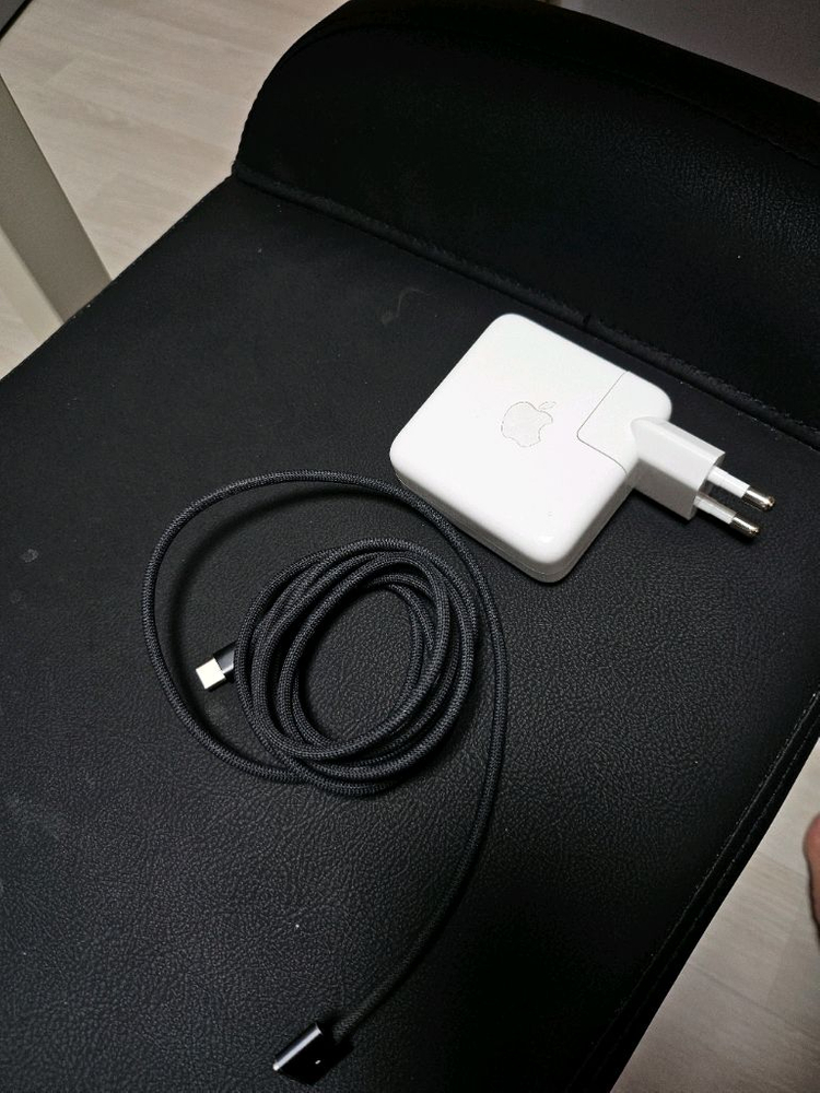 (애케플o) 맥북 M3프로 14인치 18g 1TB 판매 이미지