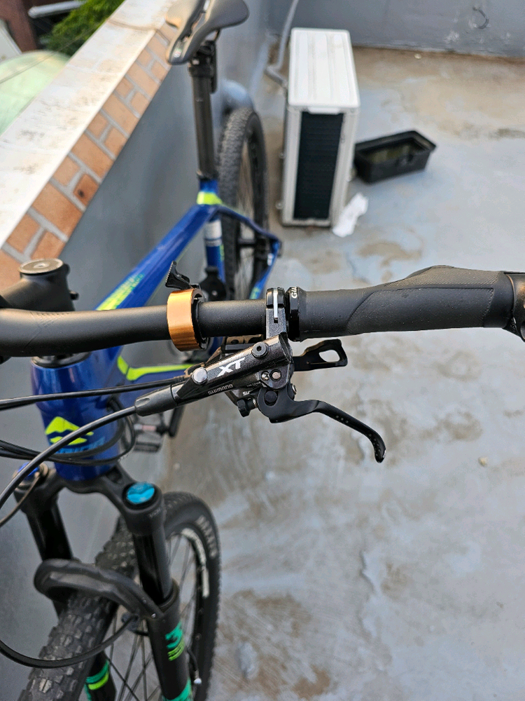 18년 메리다 빅세븐XT 카본 MTB 자전거 (17인치, 27.5휠) 이미지