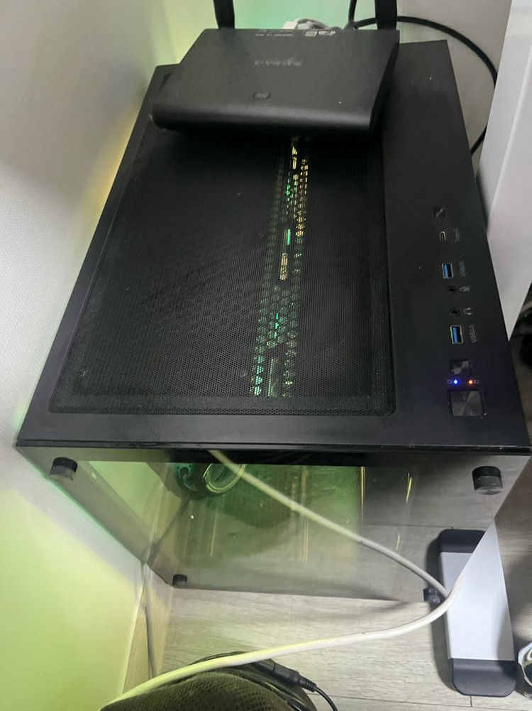 i7-13700F RTX 4060 Ti 64GB RAM 게이밍 PC 이미지