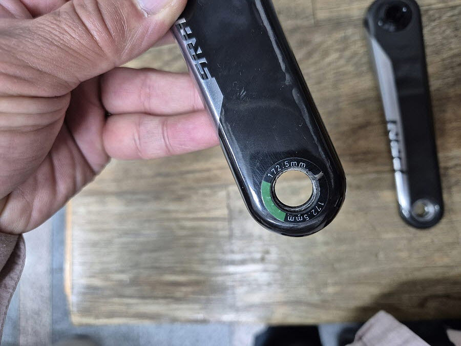 스램 레드 RED 172.5mm D1 DUB 크랭크암 8볼트 이미지