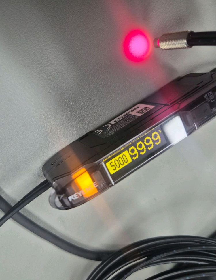 KEYENCE FS-N41P 센서+ 화이바 .테스트만 진행 탈거 새제품 컨디션 이미지
