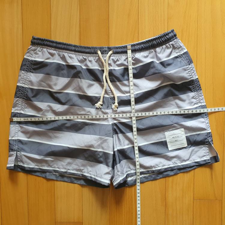 톰브라운 Thom Browne 스트라이프 수영복 반바지 비치 러너 러닝 스윔 래쉬 팬츠 새상품급이탈리아에서 제작되었 이미지