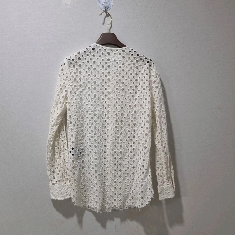 이자벨마랑 아일렛 레이스 블라우스 화이트 코튼 펀칭 이미지