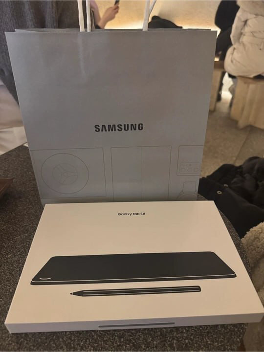 갤럭시 탭 S11 128GB 미개봉 이미지
