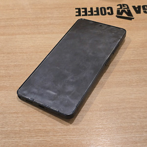 갤럭시 S26 울트라 블랙색상 256GB 파손제품 판매합니다. 이미지