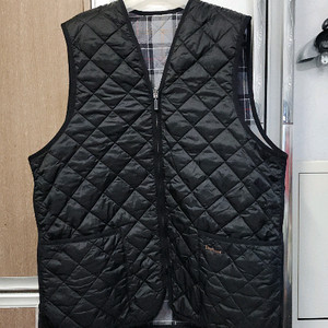 바버 barbour 양면 퀼팅조끼 105 이미지