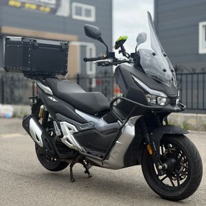 한솜 adv125 23년식 3만km 배달셋팅 스쿠터 저렴하게 판매합니다! 이미지