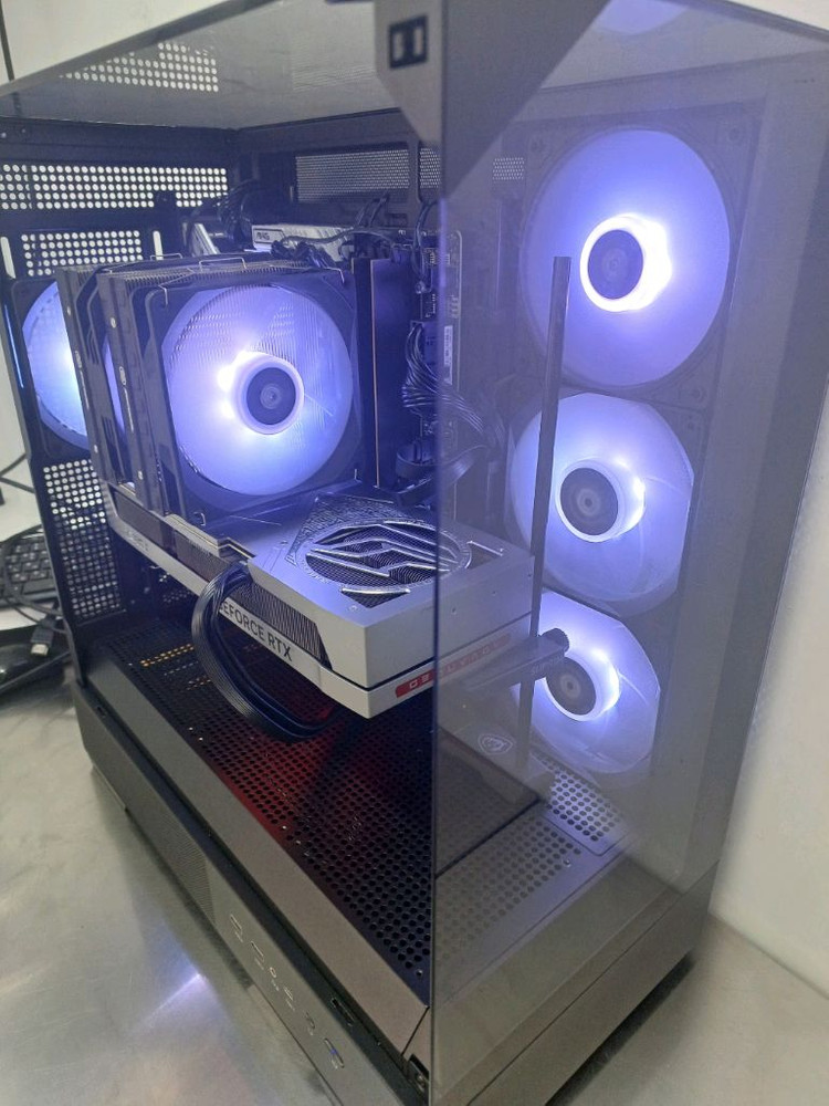 pc본체 13600kf rtx4070ti ddr5 이미지
