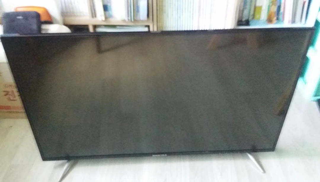 캠코더 ﻿히타치 HITACHI VM-E645LA﻿, 빔 프로젝트 NEC NP60, RD-805, TV 부품용 이미지