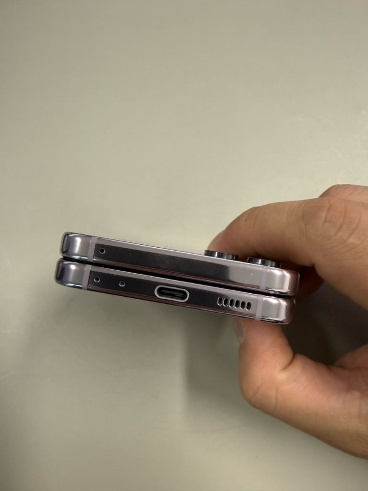 갤럭시Z플립5 256GB 팔아용 이미지