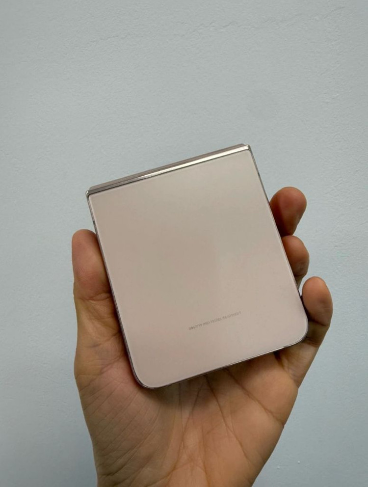 갤럭시 Z플립4 핑크골드 256GB 이미지