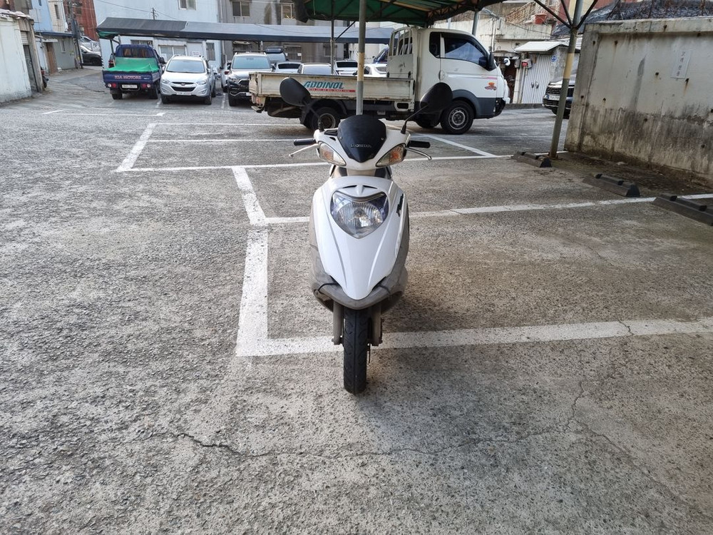 혼다 명차 퓨마 125cc 가성비 좋은 스쿠터 저렴하게 판매합니다... 이미지