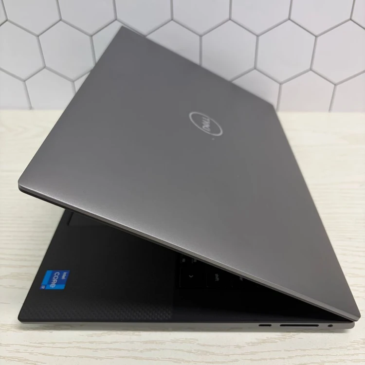 DELL Precision 5570 i7 RTX A1000 32GB 고성능 업무용 워크스테이션 노트북 이미지