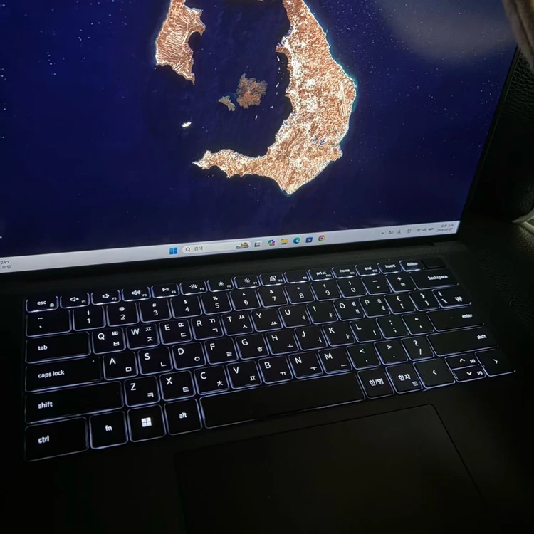 DELL Precision 5570 i7 RTX A1000 32GB 고성능 업무용 워크스테이션 노트북 이미지