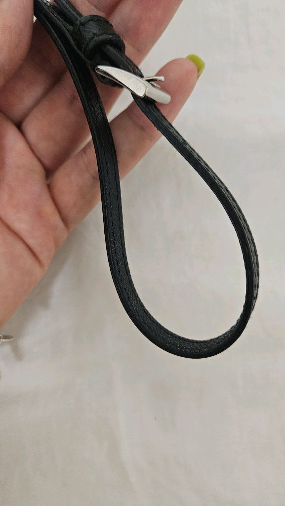 프라다 리나일론 파우치 버킷백 이미지
